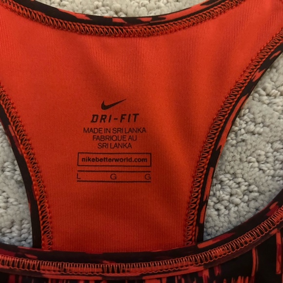 Large Nike Sports Bra - Picture 2 of 3